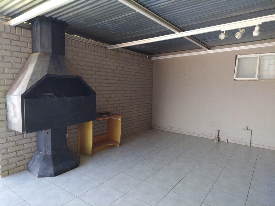 3 Bedroom Property for Sale in Blydeville Northern Cape